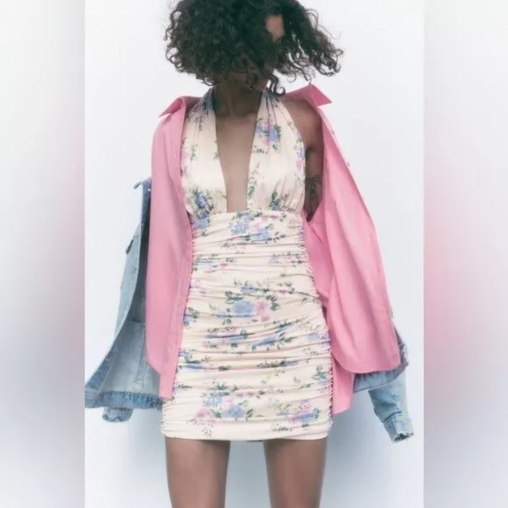 Zara Floral Ruched Mini Dress (small, pink) - Picture 3 of 3